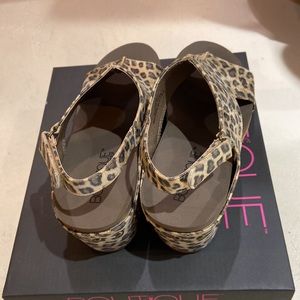 Corkys Carley Wedges in COGNAC WASHED METALLIC main image 1
